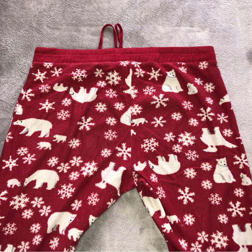 Oscar de La Renta red winter/ Christmas pajamas with polar bear print/sleepwear - Picture 7 of 10